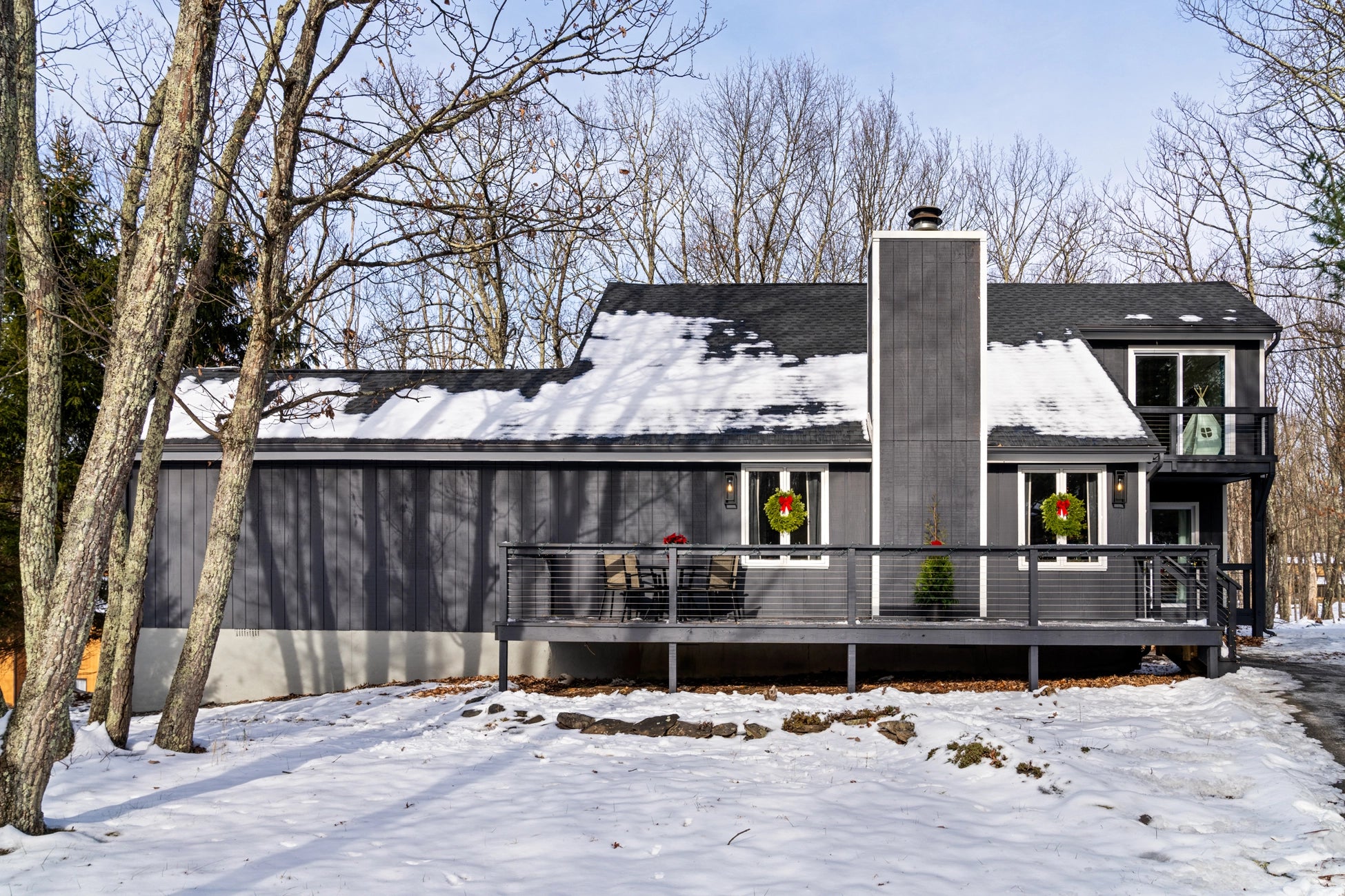 Airbnb Photography: Stunning STR Cabin in East Stroudsburg PA