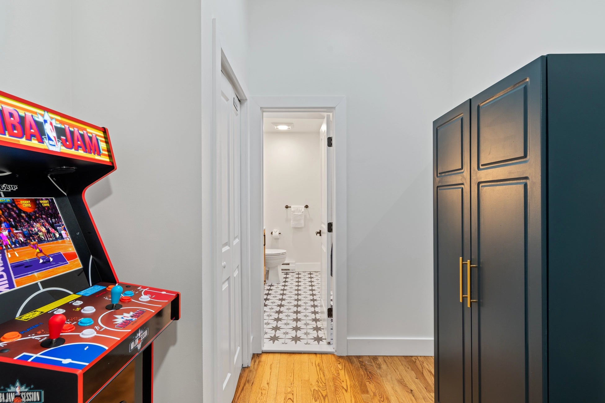 Airbnb Photography: Stunning STR Cabin in East Stroudsburg PA