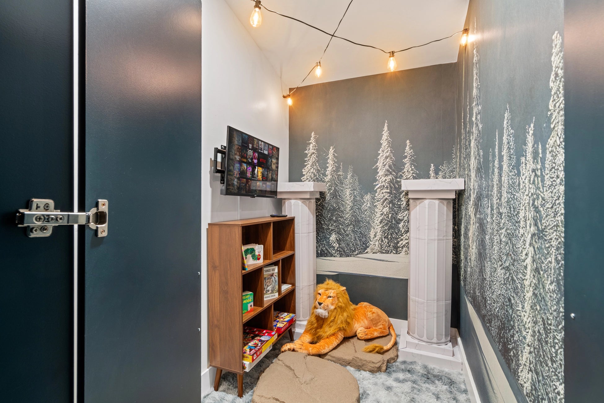 Airbnb Photography: Stunning STR Cabin in East Stroudsburg PA