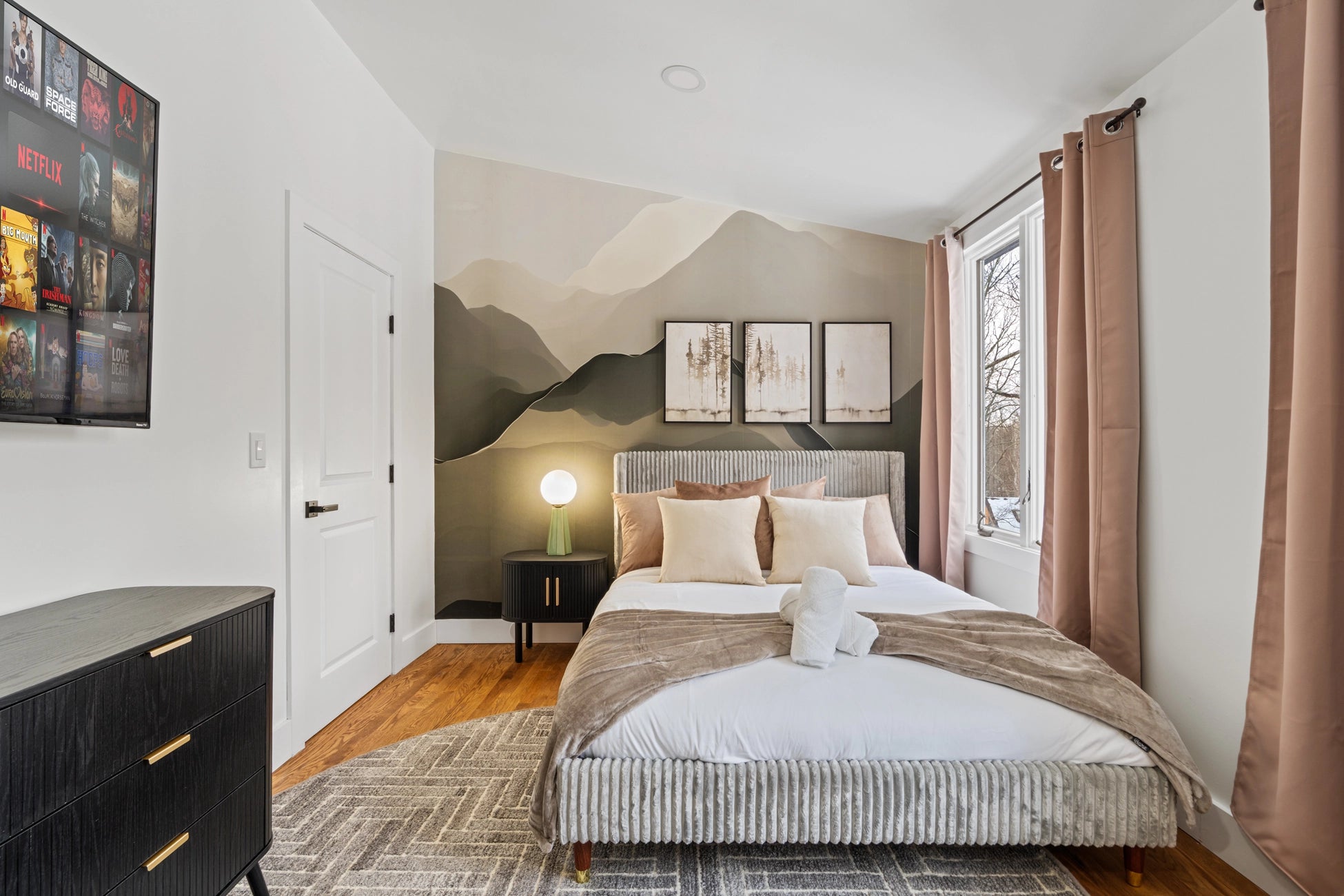 Airbnb Photography: Stunning STR Cabin in East Stroudsburg PA