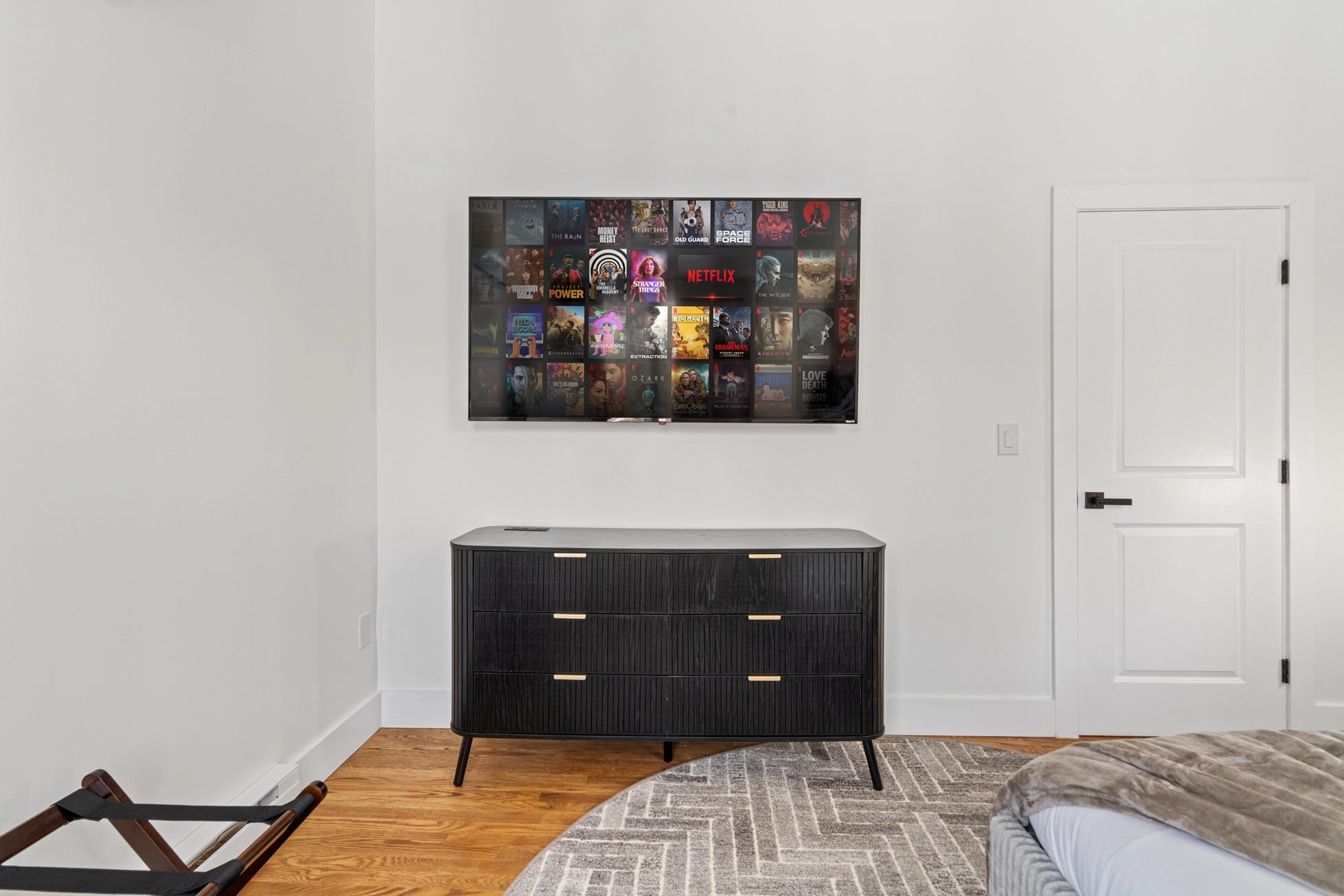 Airbnb Photography: Stunning STR Cabin in East Stroudsburg PA