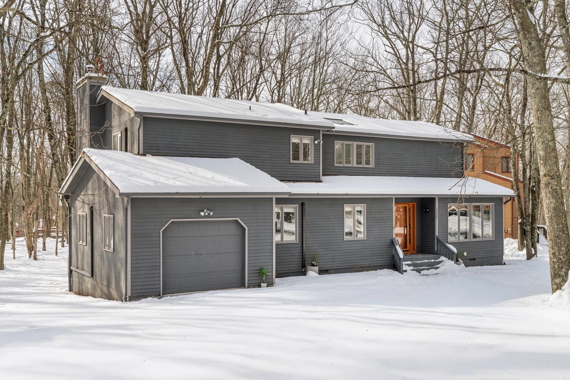 Airbnb Photography: Upscale Poconos Retreat with Twilight and Drone Photography in East Stroudsburg, PA