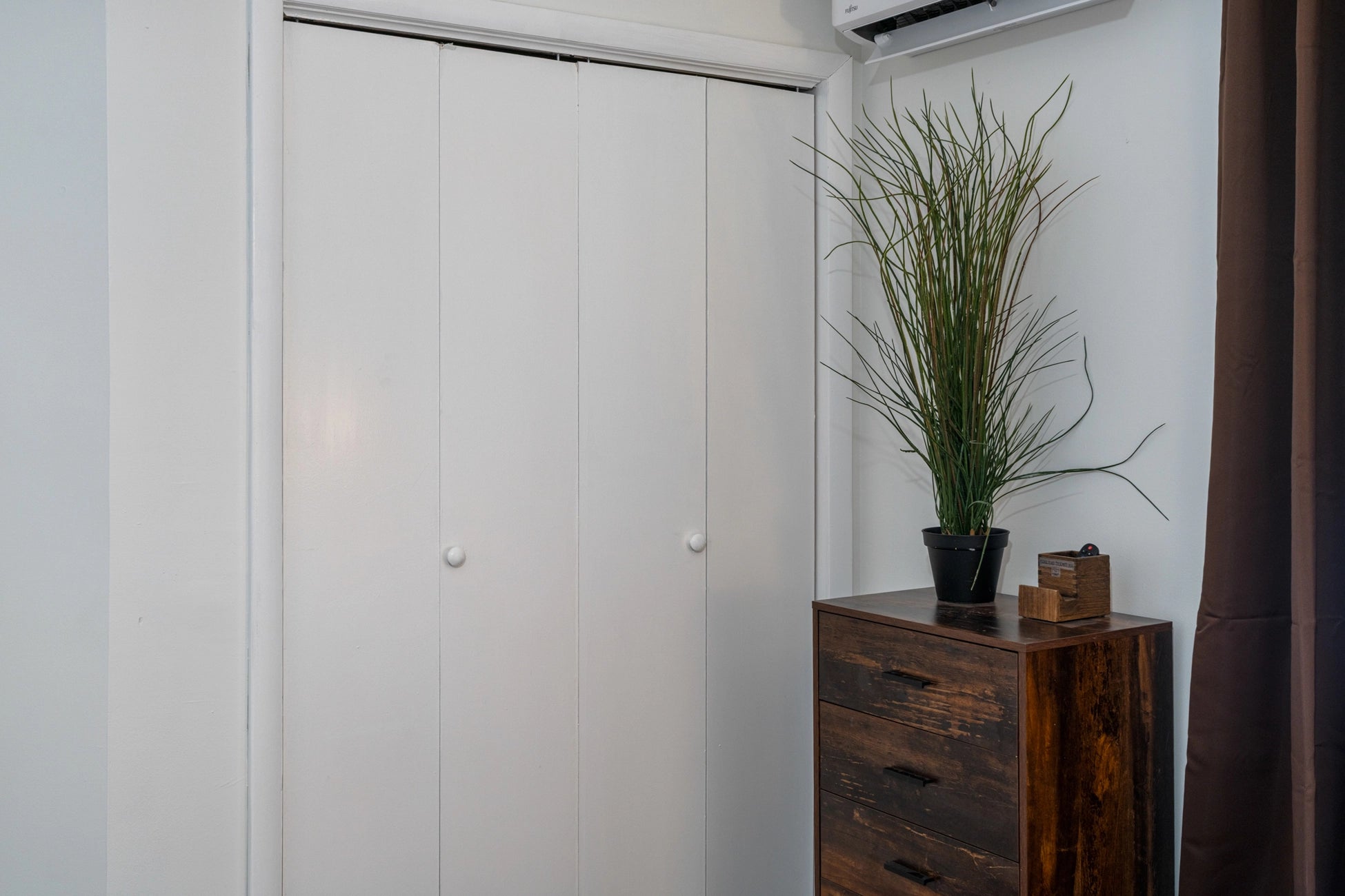 Airbnb Photography: Upscale Poconos Retreat with Twilight and Drone Photography in East Stroudsburg, PA