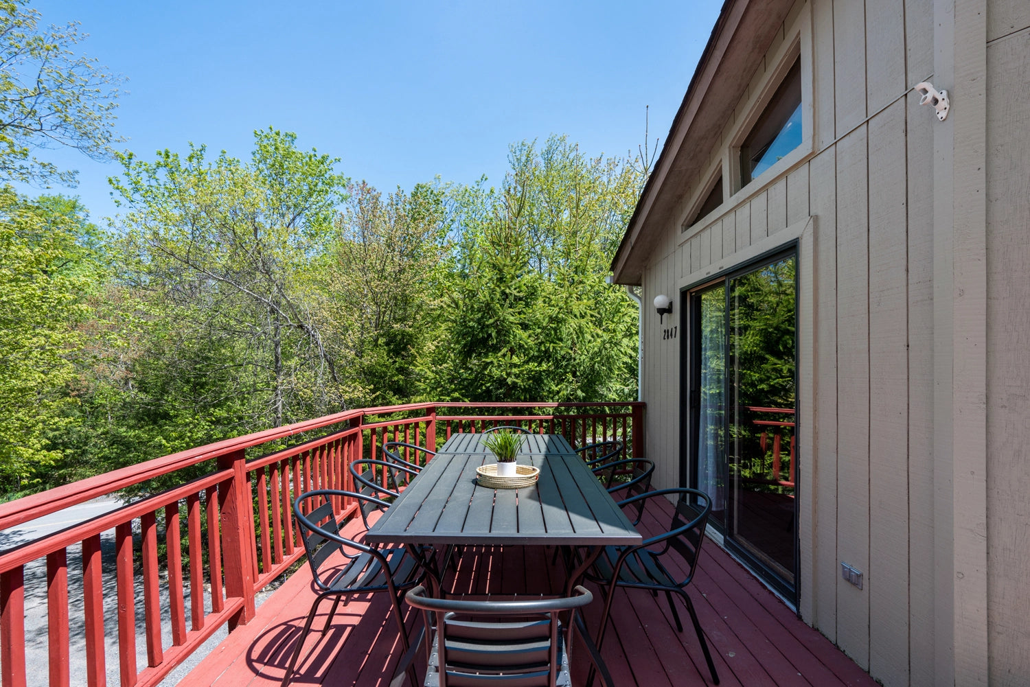 Airbnb Photography: Tranquil Poconos Cabin in Tobyhanna, PA