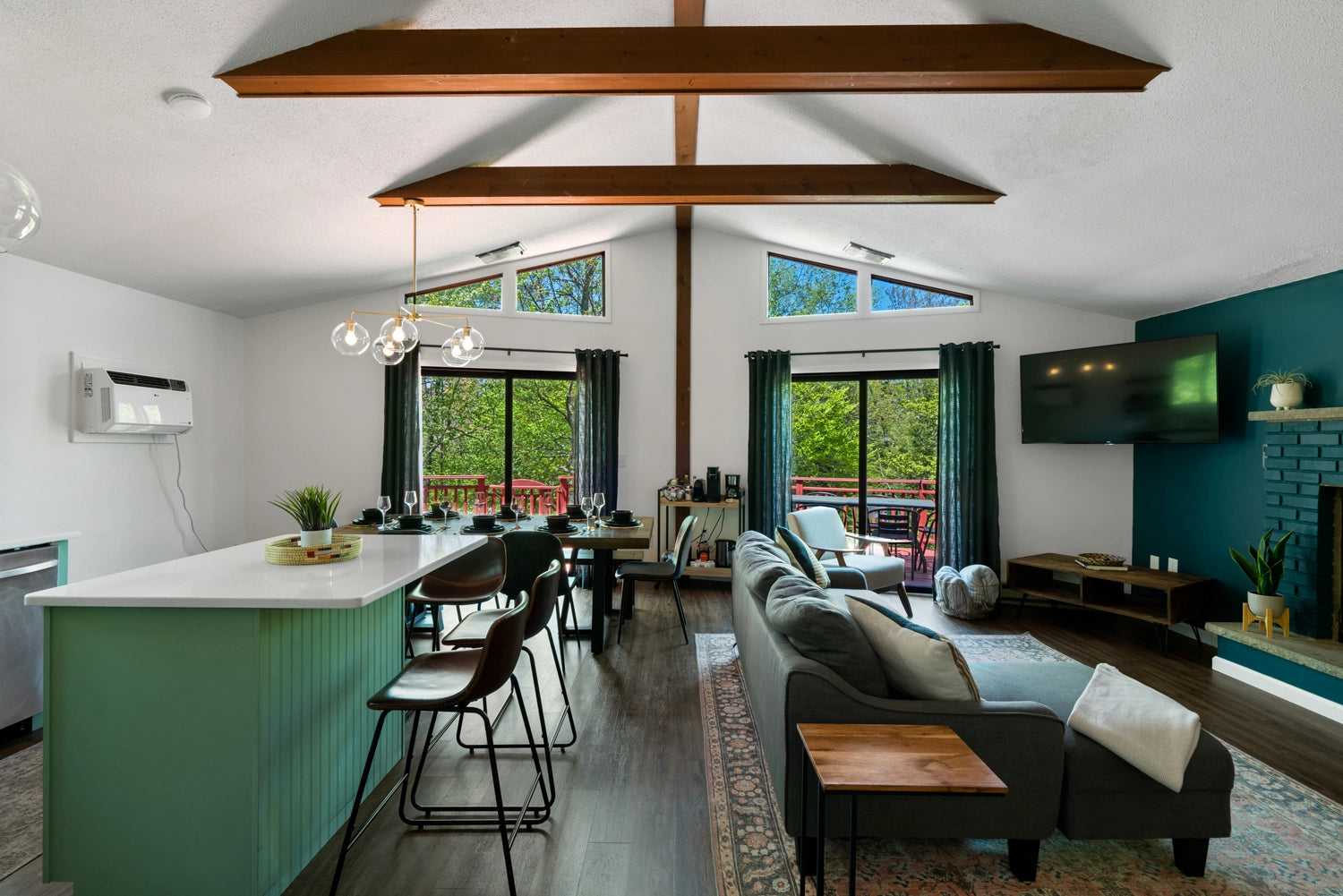 Airbnb Photography: Tranquil Poconos Cabin in Tobyhanna, PA