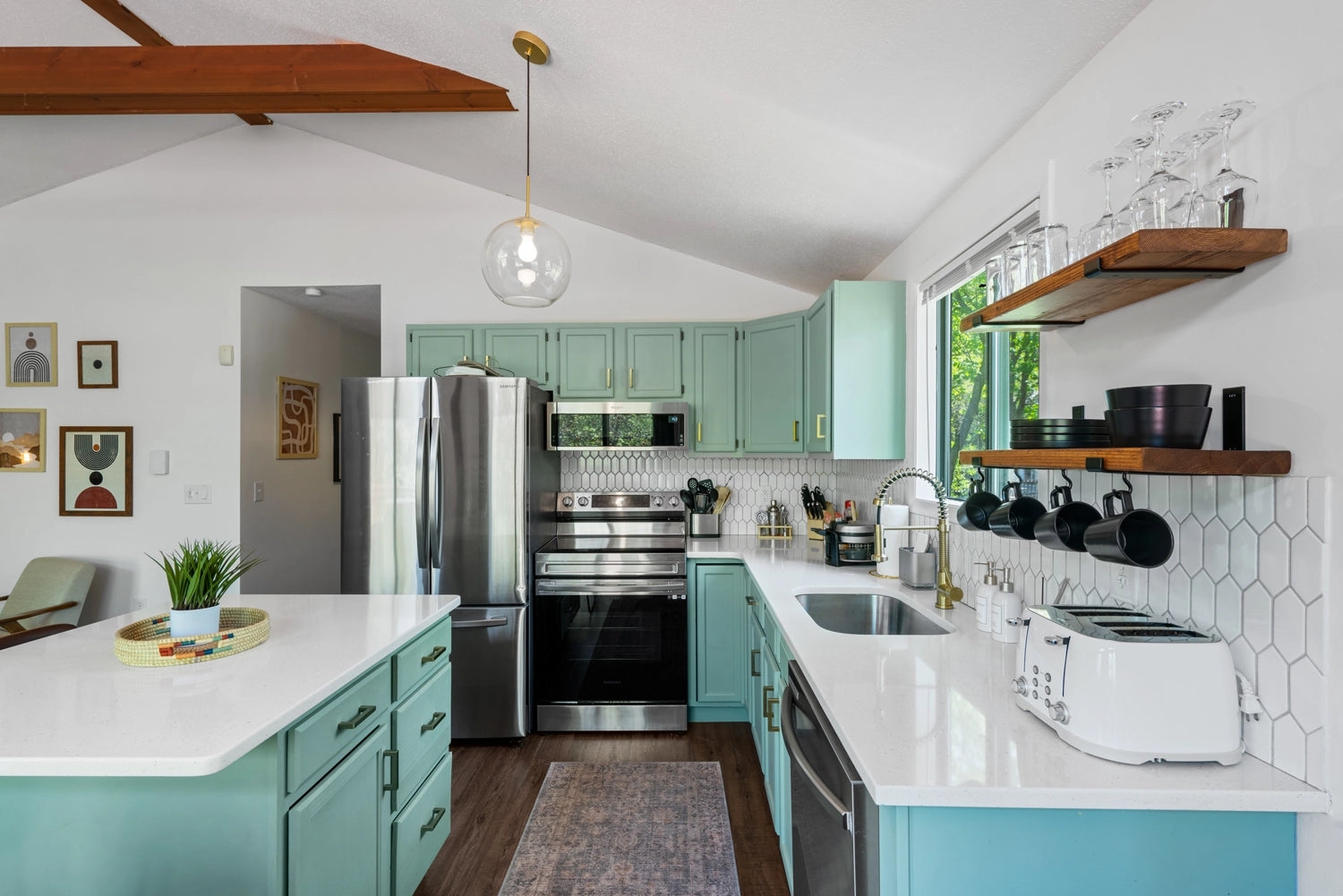 Airbnb Photography: Tranquil Poconos Cabin in Tobyhanna, PA