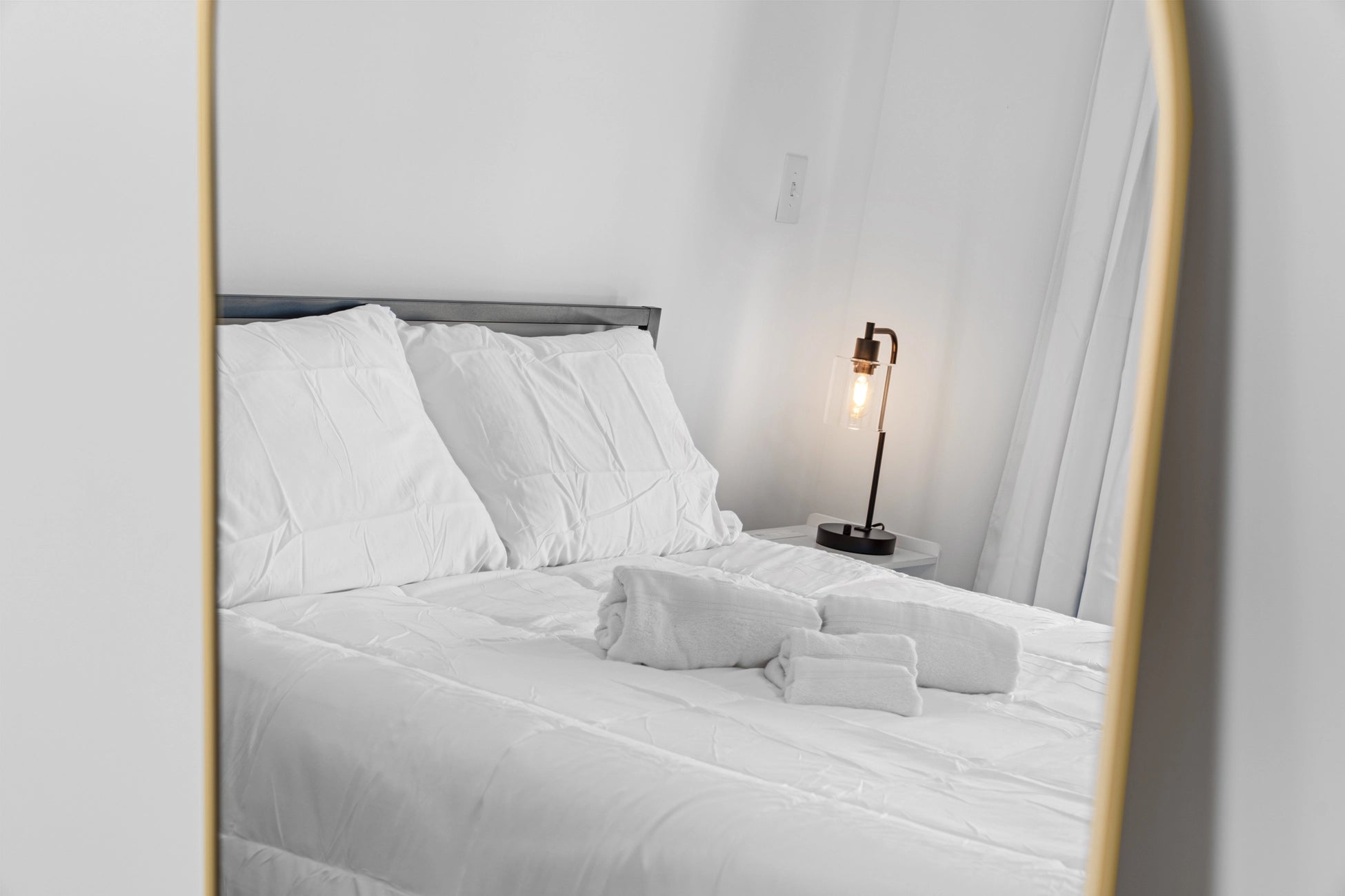 Airbnb Photography: Modern Multi-Unit Rental in Newark, NJ