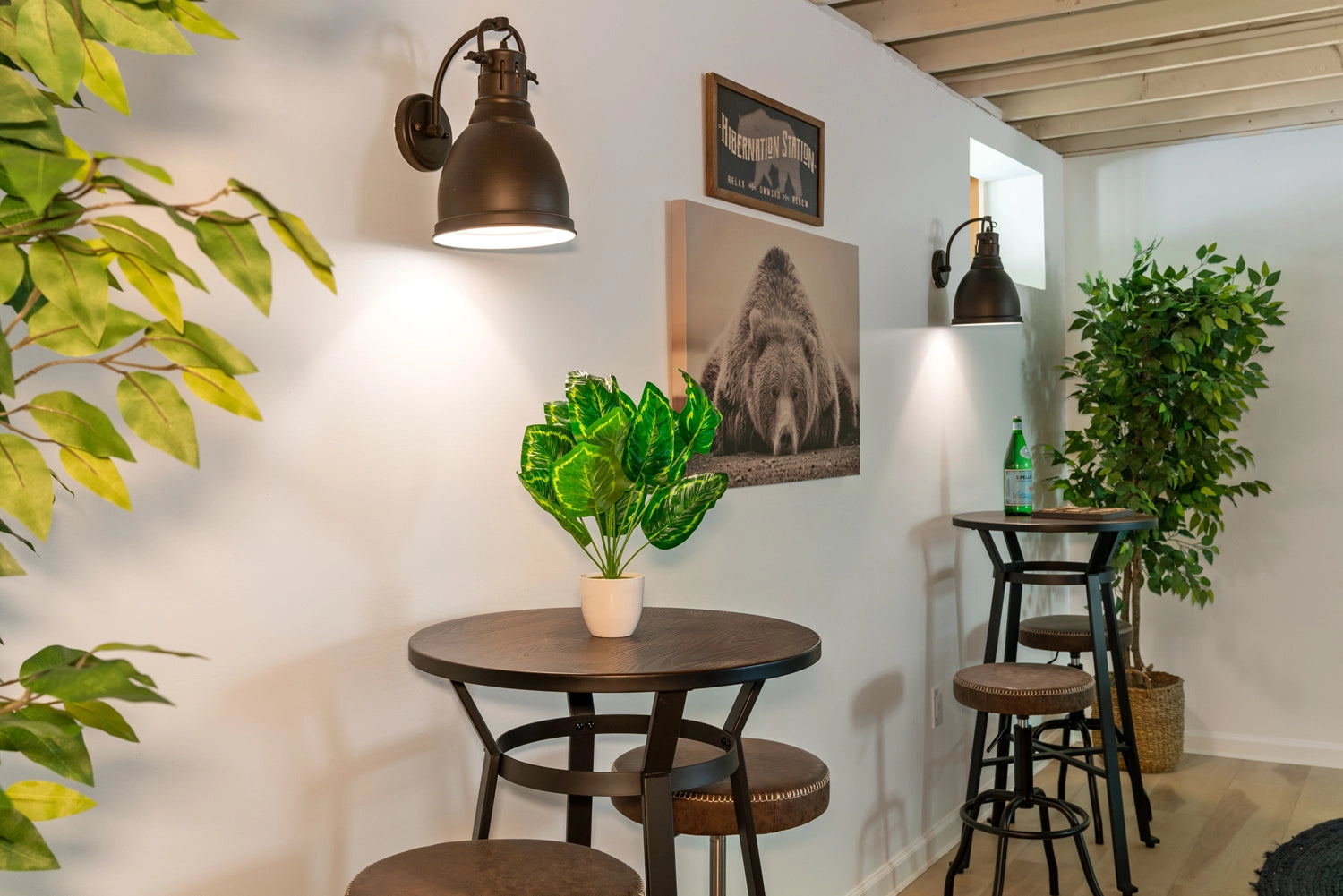 Airbnb Photography: Charming Cottage Retreat in Long Pond