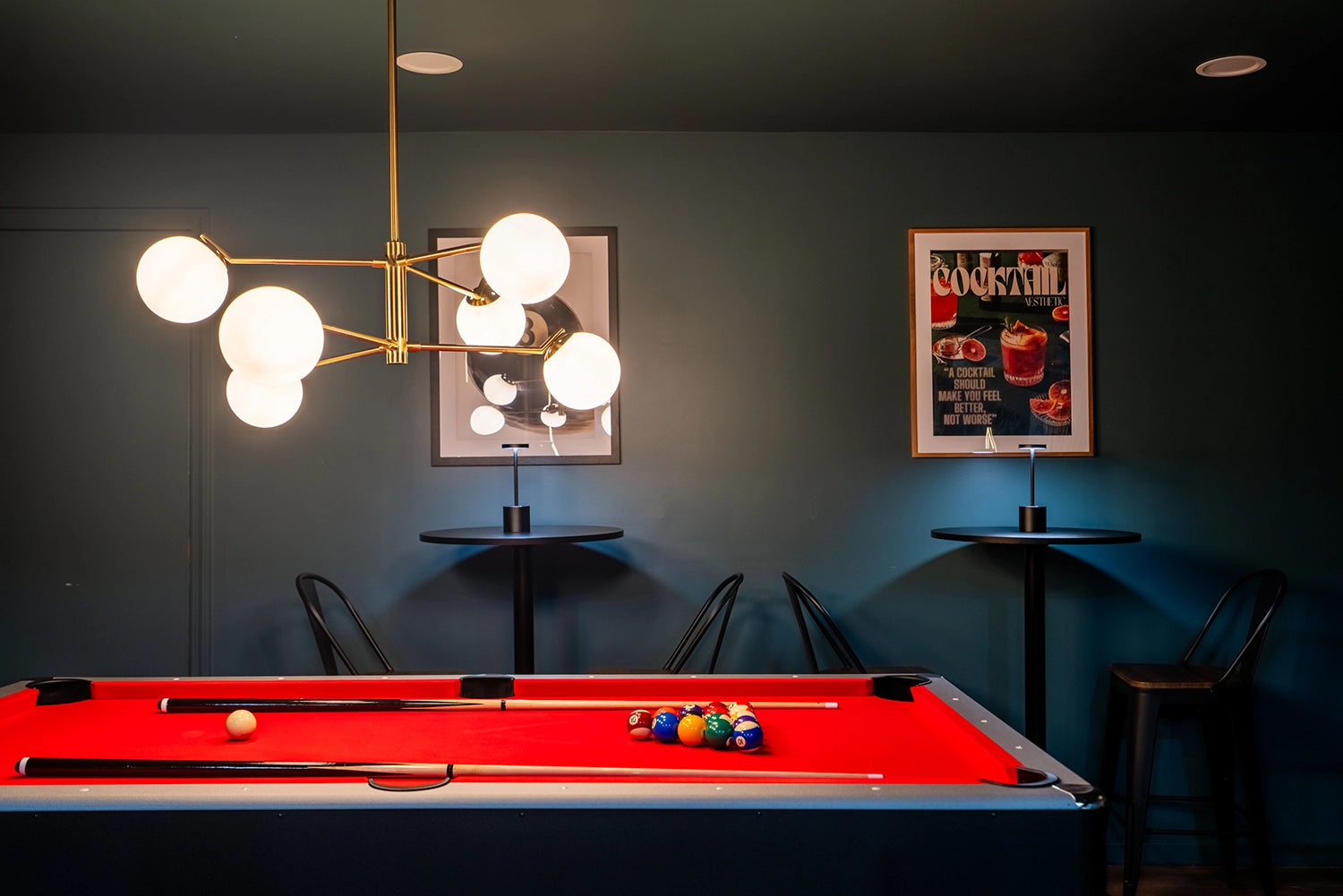 Airbnb Photography: Modern Retreat at Penn Estates, East Stroudsburg