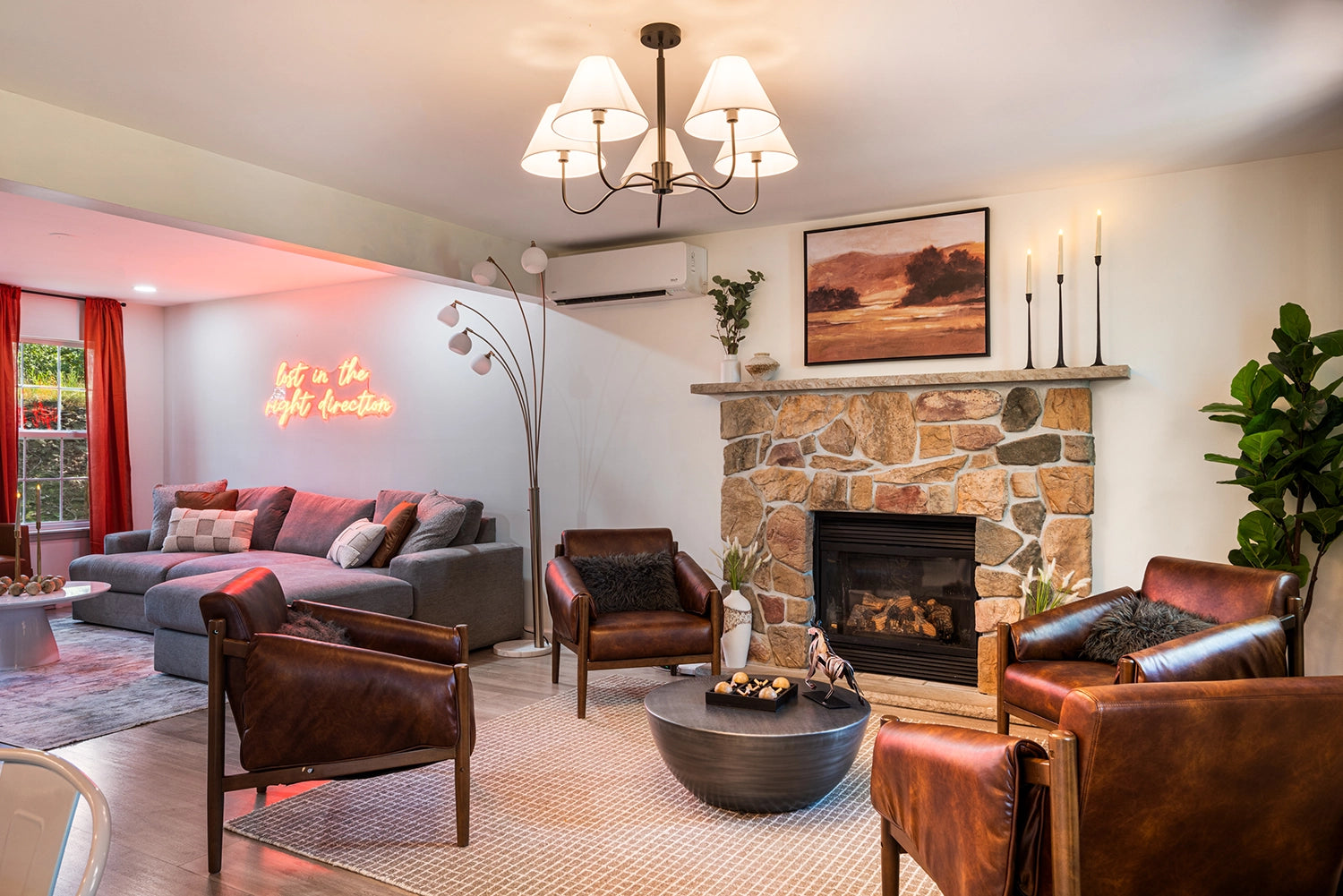 Airbnb Photography: Modern Retreat at Penn Estates, East Stroudsburg