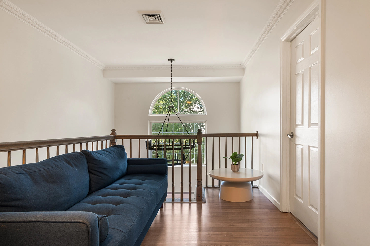 Airbnb Photography: Modern Retreat at Penn Estates, East Stroudsburg