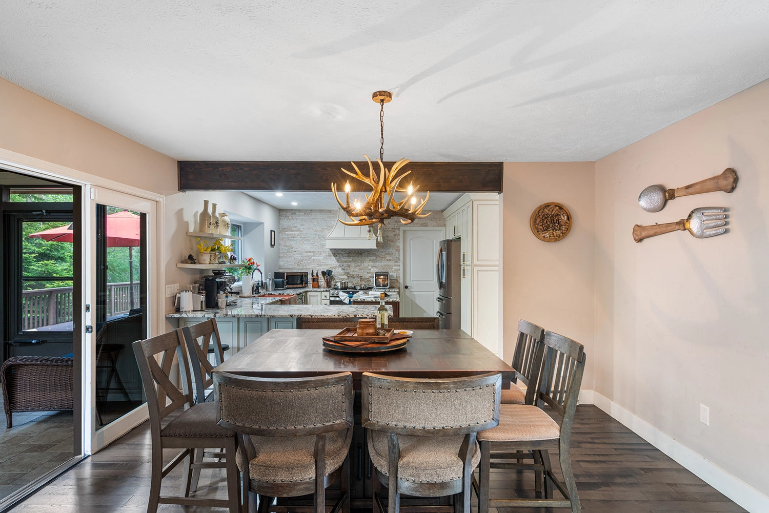 Airbnb Photography: Modern Retreat in Long Pond, PA