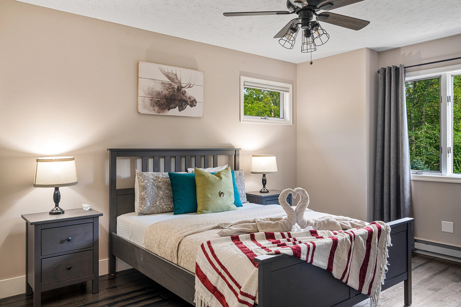 Airbnb Photography: Modern Retreat in Long Pond, PA