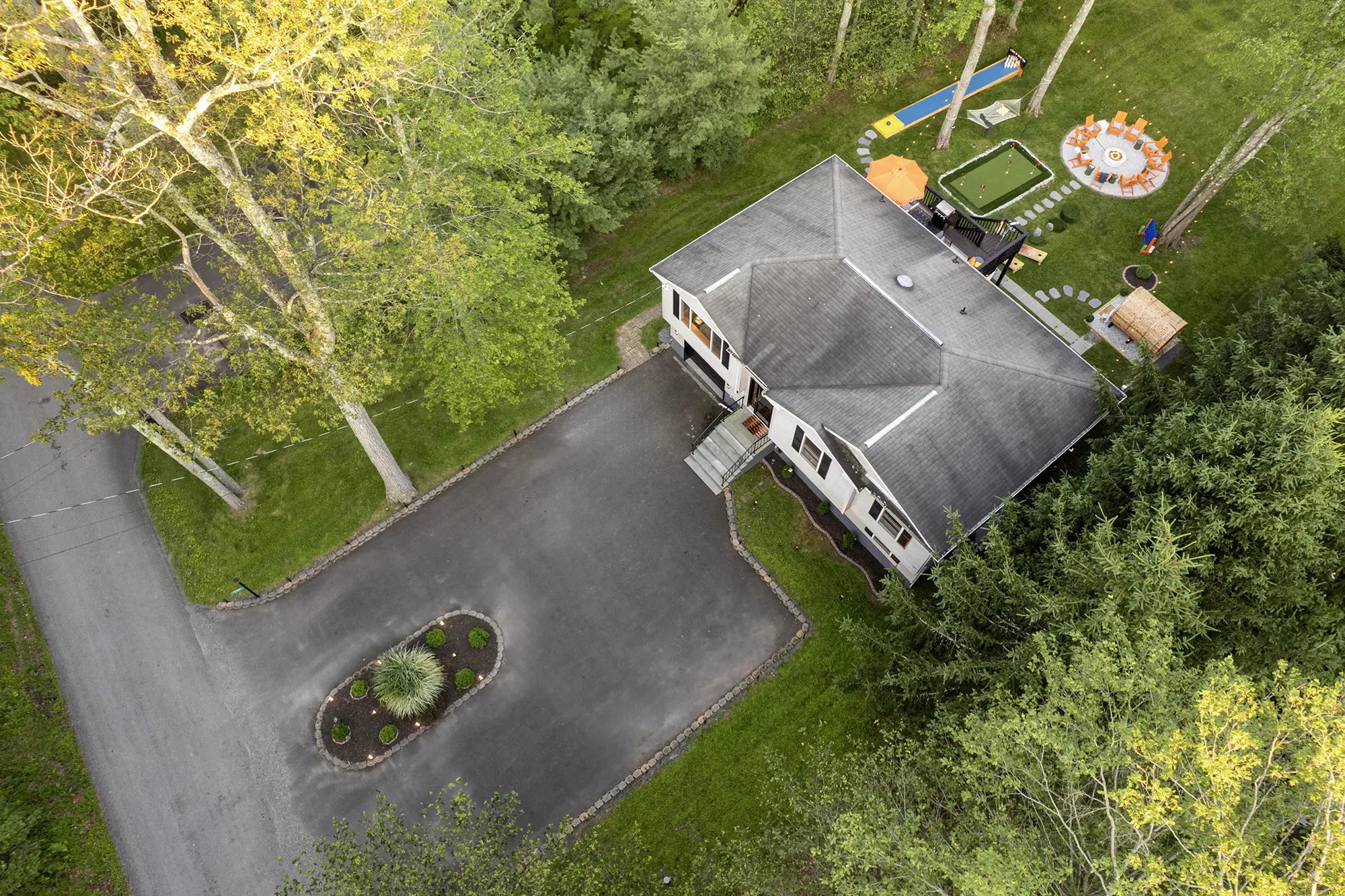 Airbnb Photography: Enchanted Villa in Pocono Summit, PA