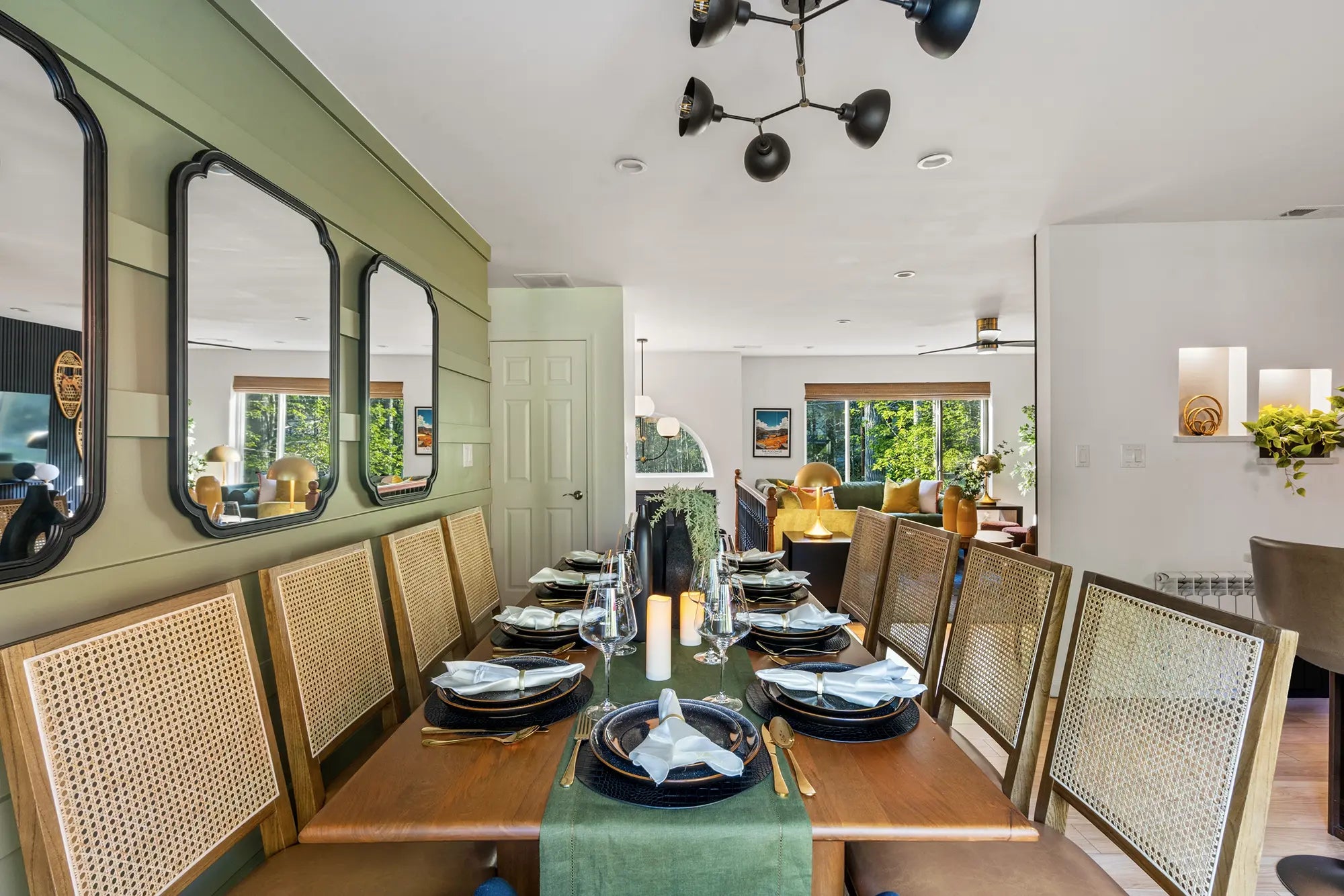 Airbnb Photography: Enchanted Villa in Pocono Summit, PA