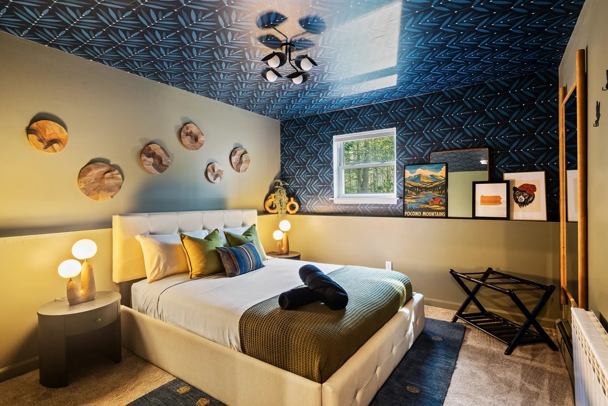 Airbnb Photography: Enchanted Villa in Pocono Summit, PA