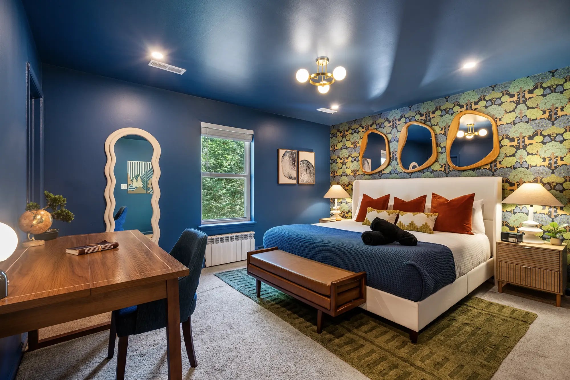 Airbnb Photography: Enchanted Villa in Pocono Summit, PA