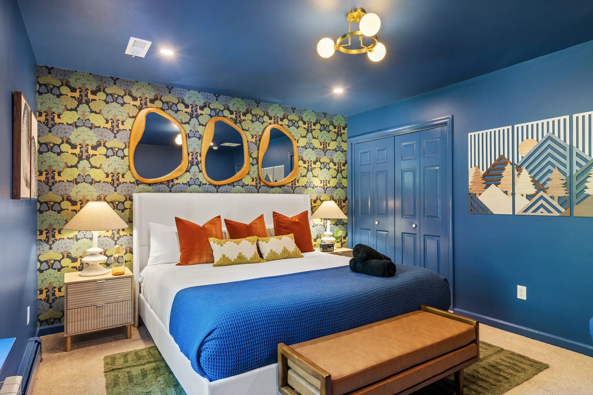 Airbnb Photography: Enchanted Villa in Pocono Summit, PA