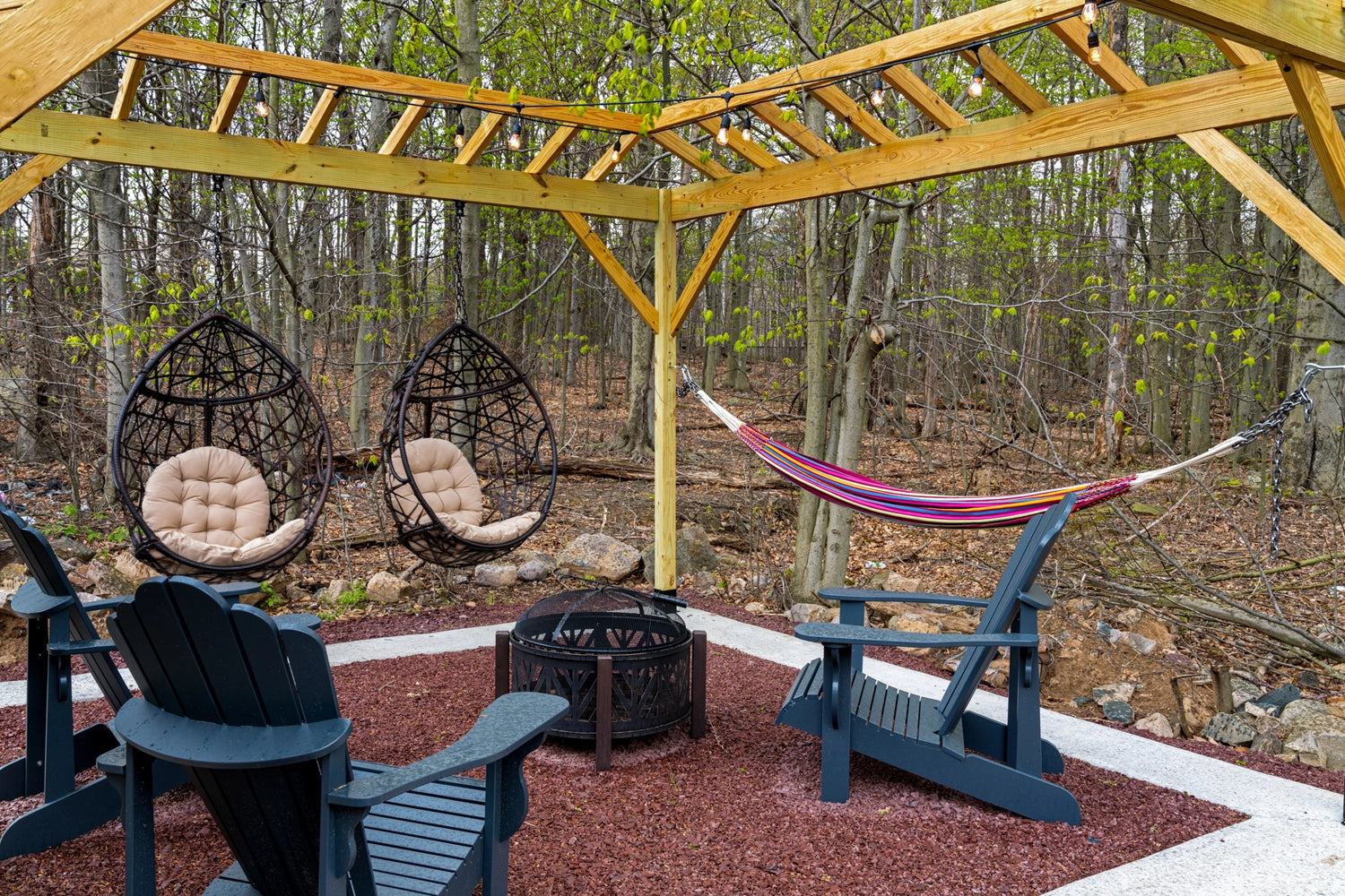 Airbnb Photography: Serene Poconos Escape in Tobyhanna, PA