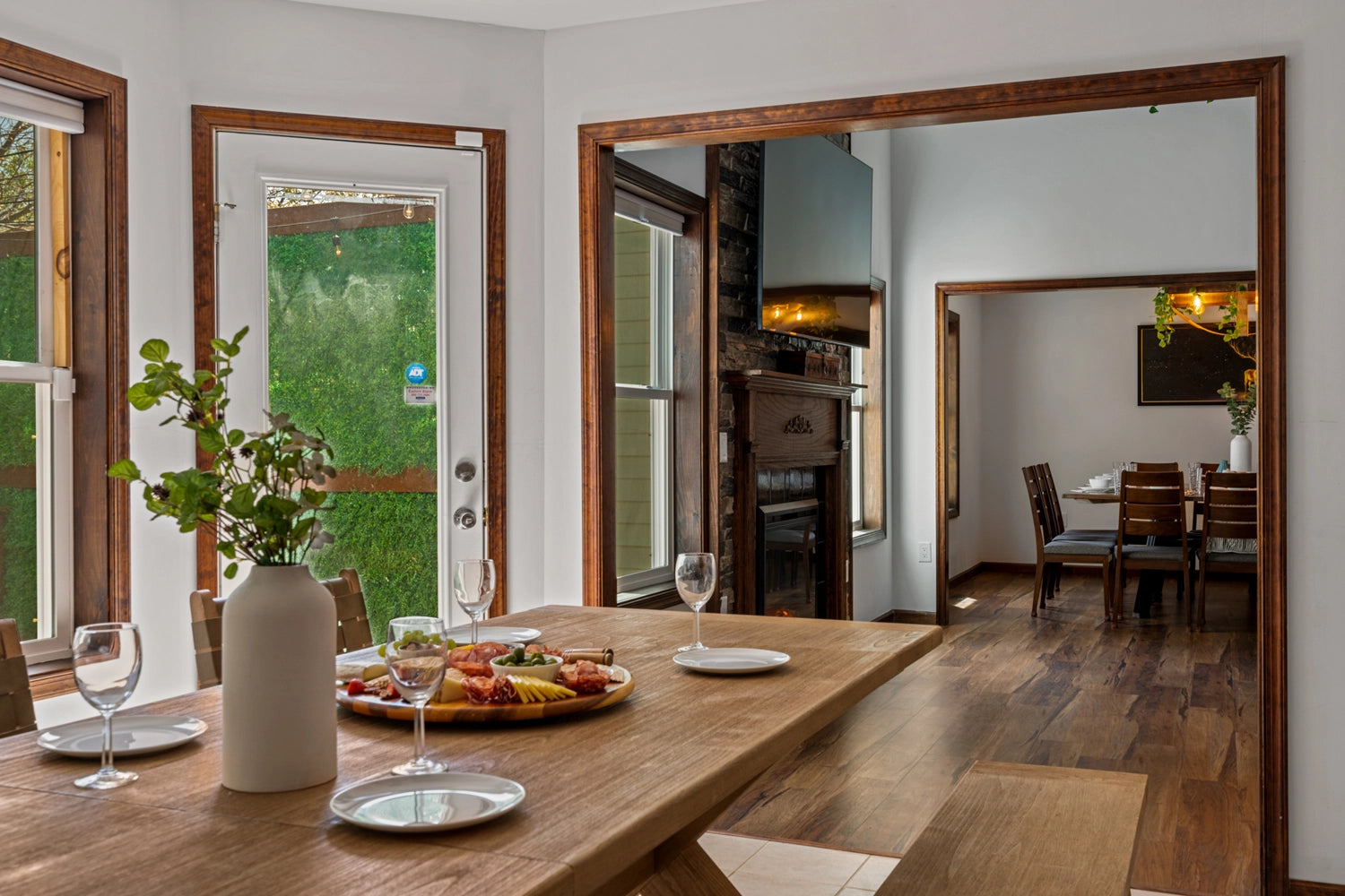 Airbnb Photography: Serene Poconos Escape in Tobyhanna, PA