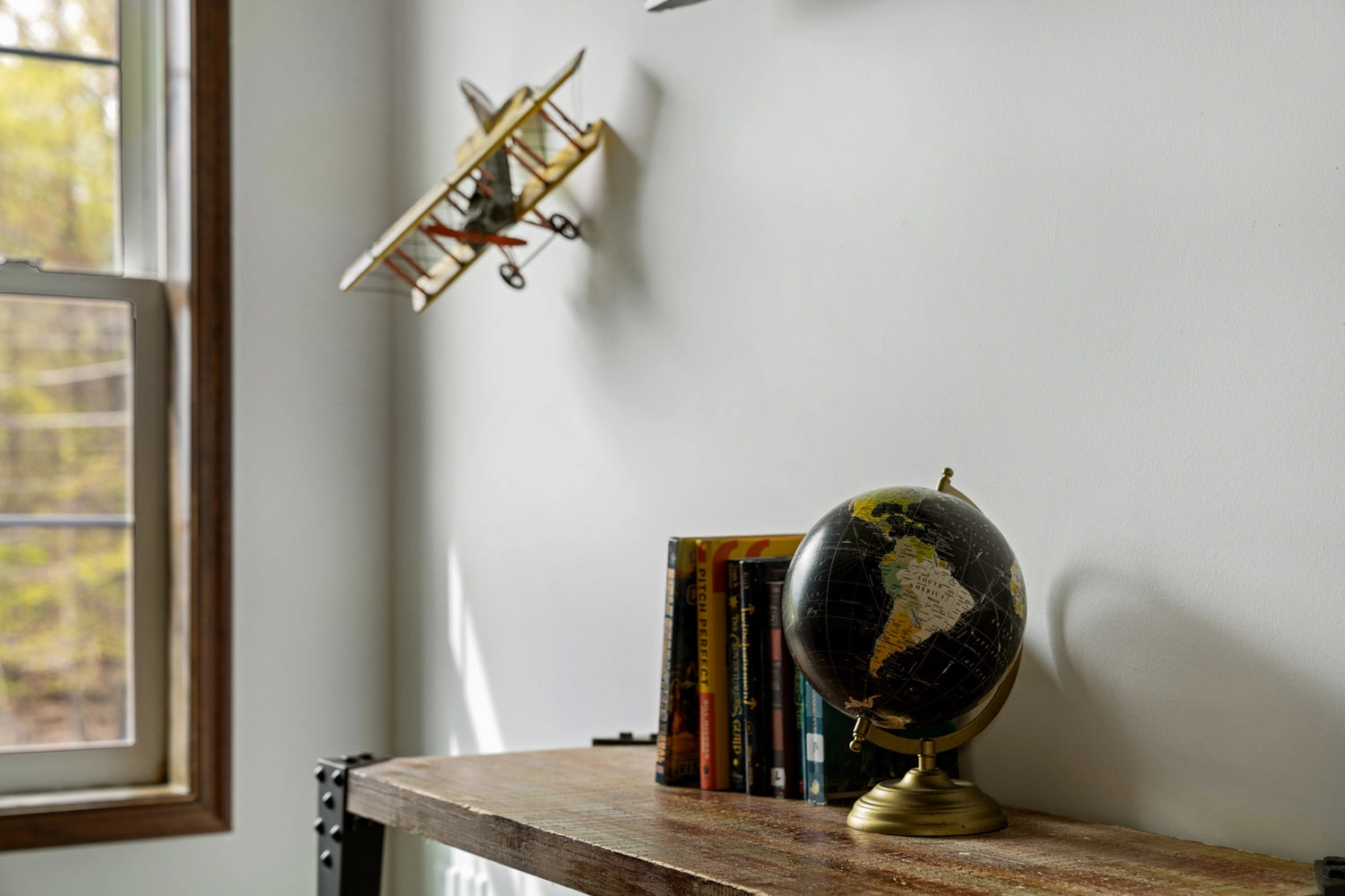 Airbnb Photography: Serene Poconos Escape in Tobyhanna, PA