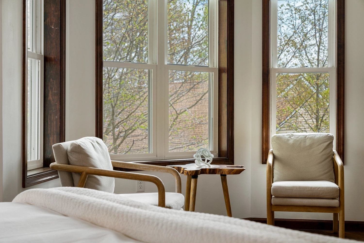 Airbnb Photography: Serene Poconos Escape in Tobyhanna, PA
