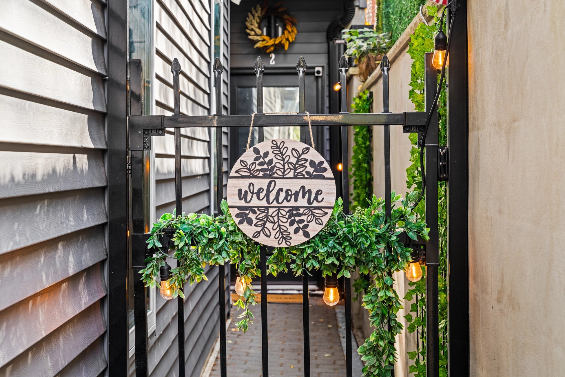 Airbnb Photography: Stylish Urban Apartment With Rooftop Patio in Jersey City, NJ