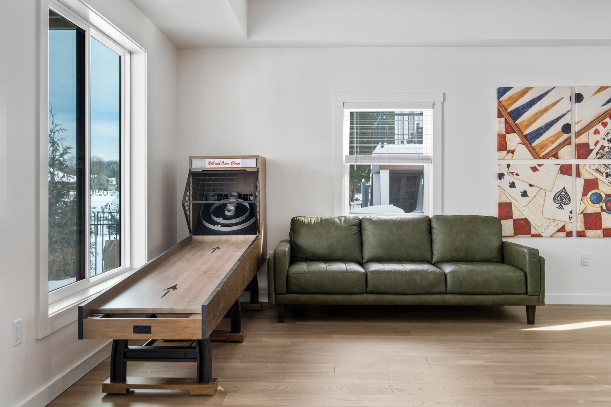 Airbnb Photography: Luxury Lakefront STR Home in Lake Harmony, PA